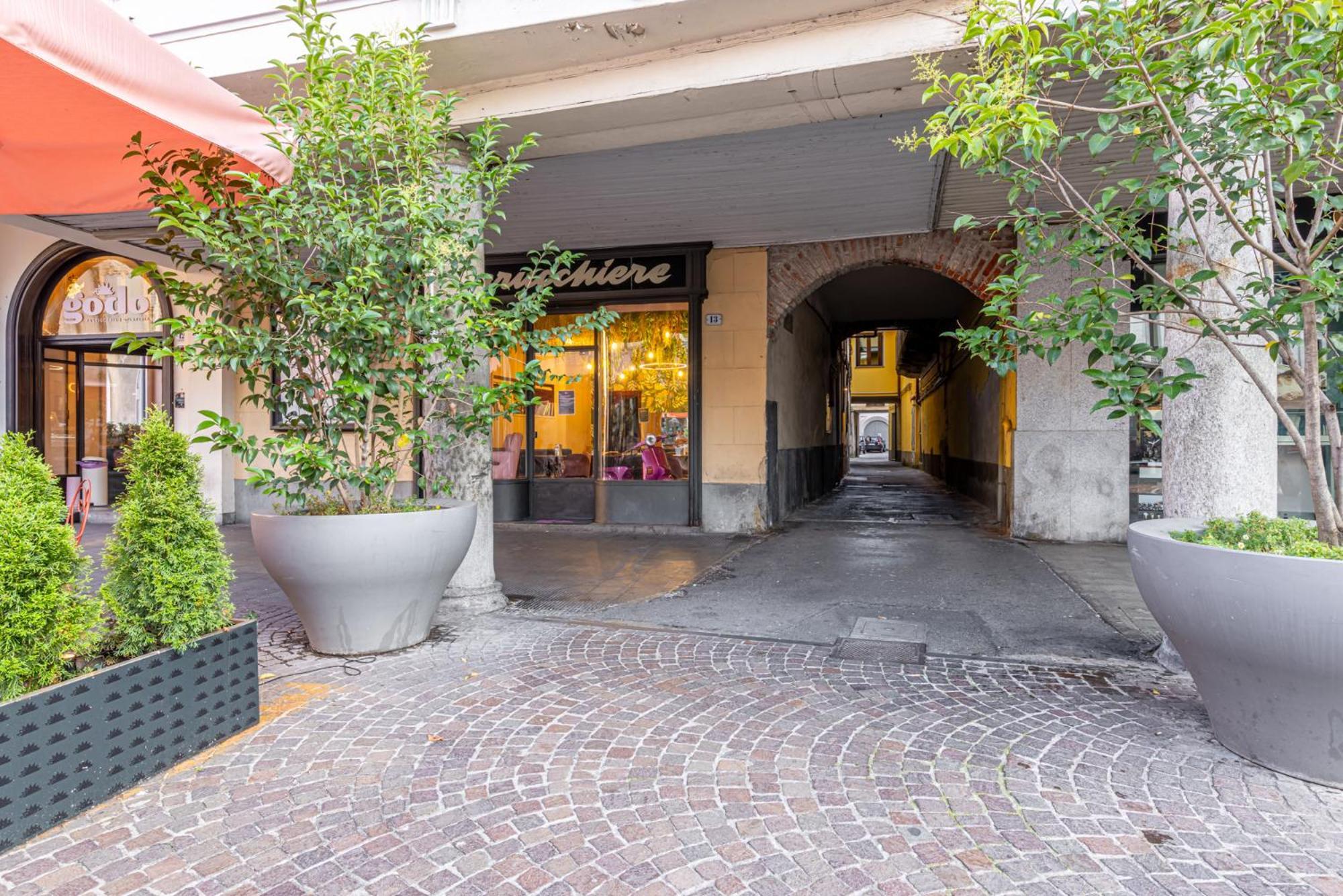 Gallarate Central Suite Экстерьер фото